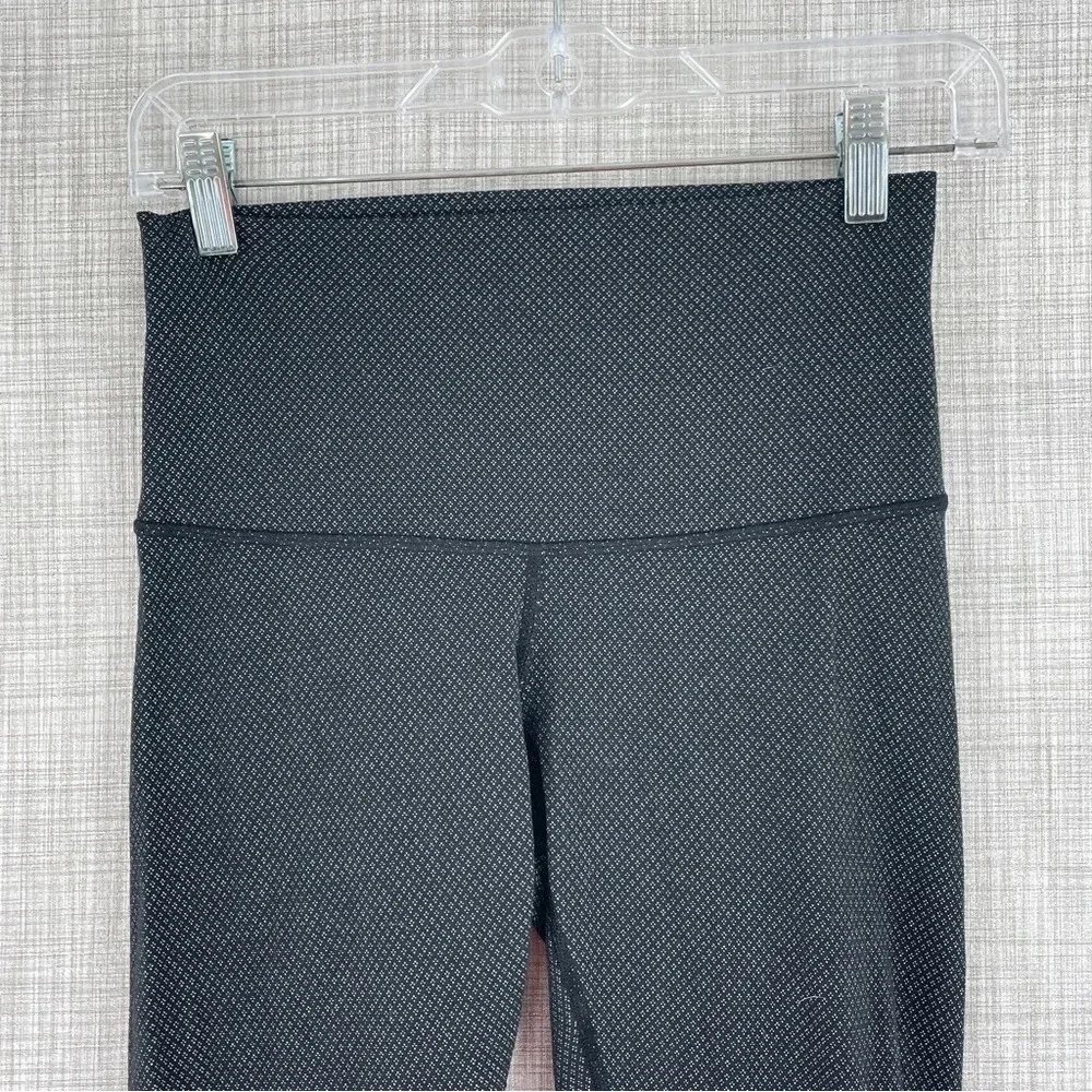 Lululemon Womens *no size tag* leggings 1660